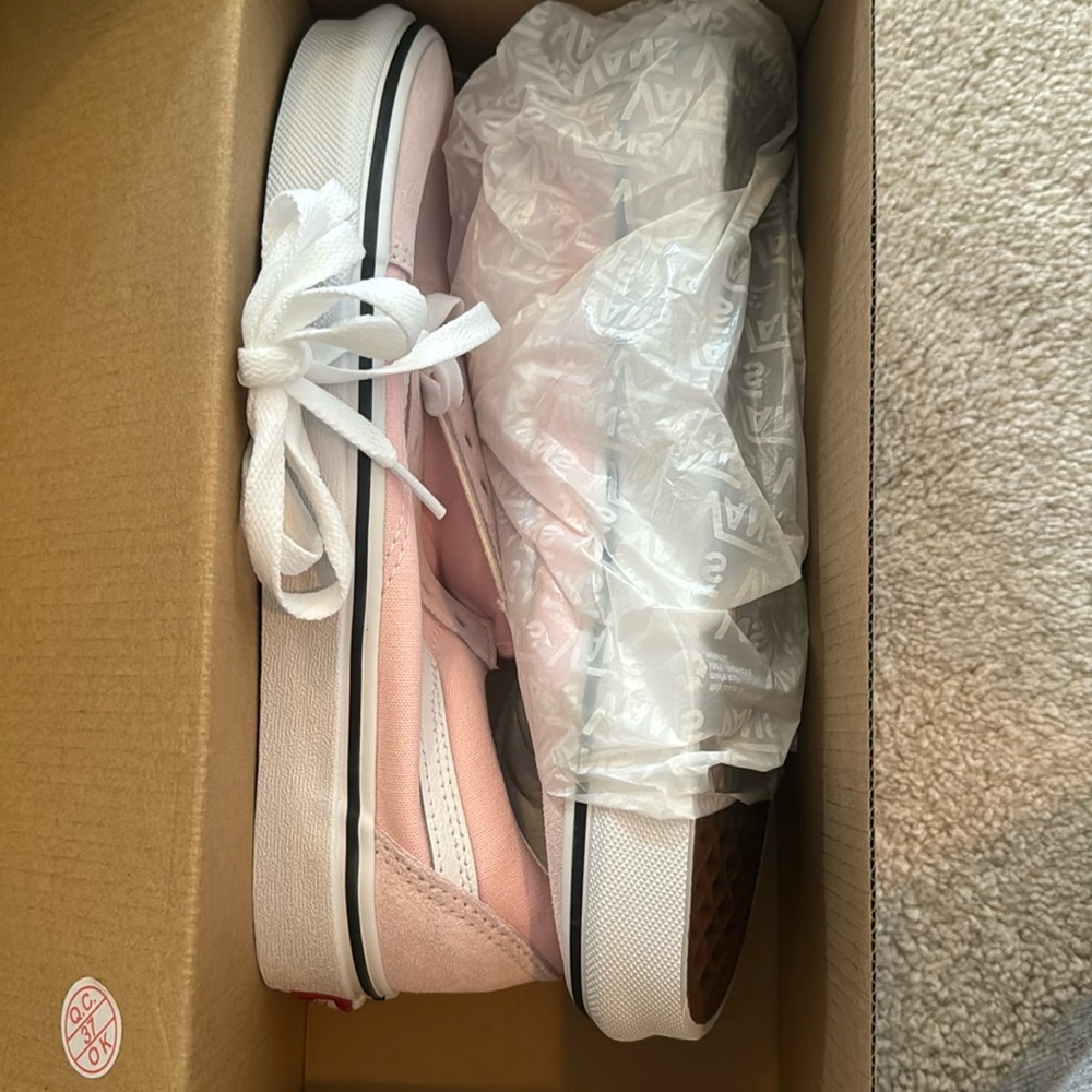 Women’s vans old skool style